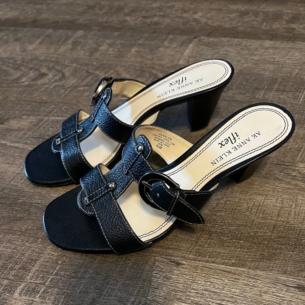 Anne Klein Halen Navy Leather Slip-On Sandals
